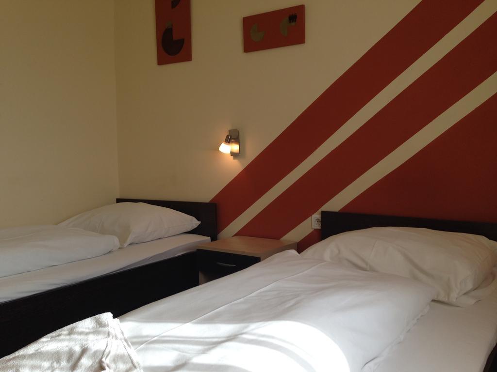 City Hotel Agoston بيتْش الغرفة الصورة