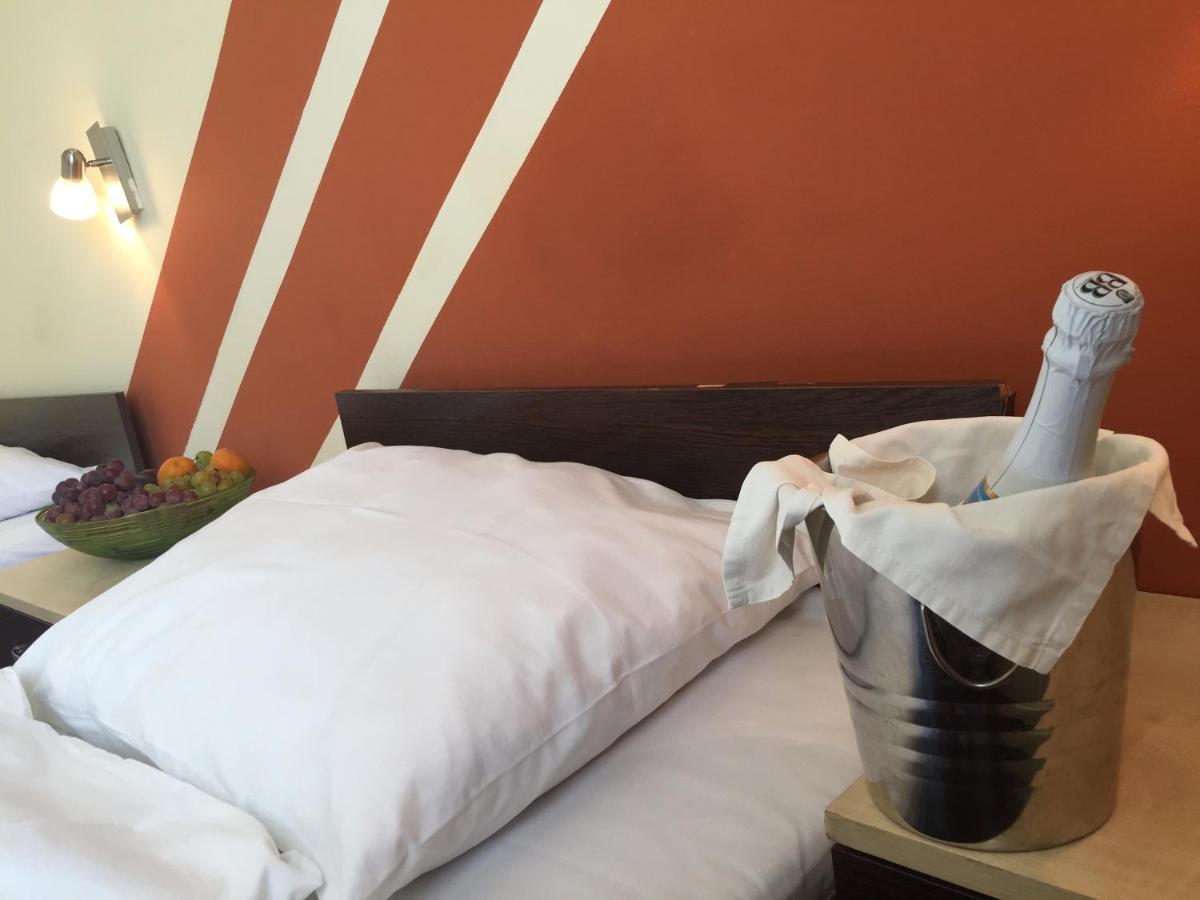 City Hotel Agoston بيتْش المظهر الخارجي الصورة