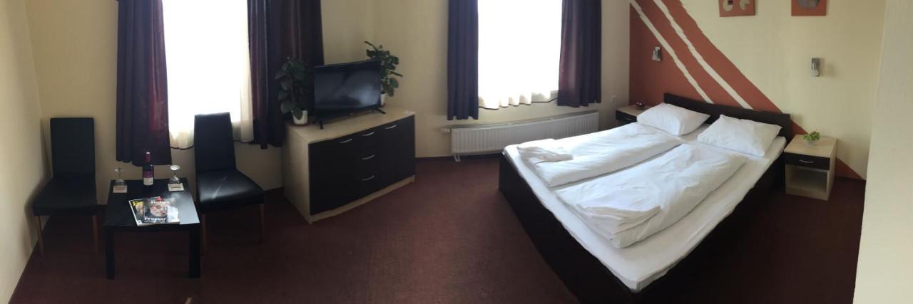 City Hotel Agoston بيتْش المظهر الخارجي الصورة