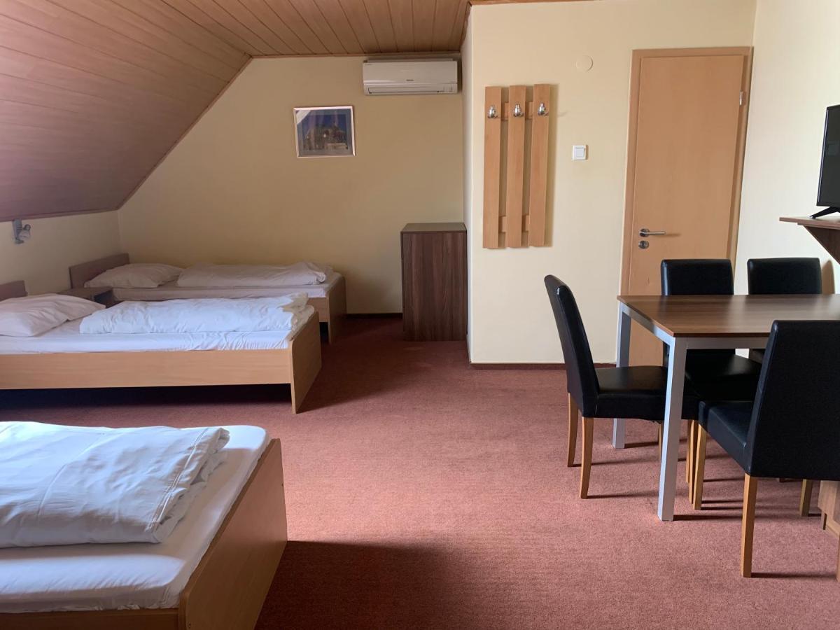 City Hotel Agoston بيتْش المظهر الخارجي الصورة